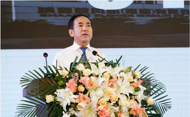 陜鼓集團黨委書記、董事長李宏安致辭
