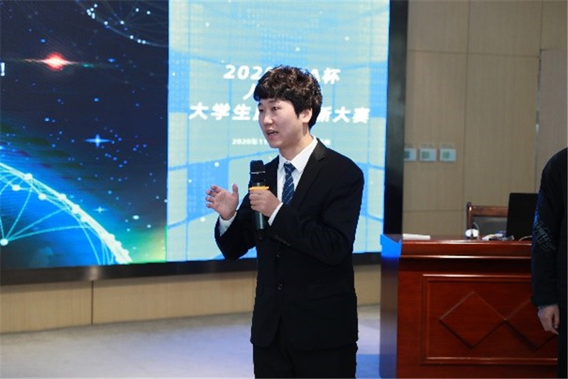人工智能大賽賽隊現(xiàn)場演示風采